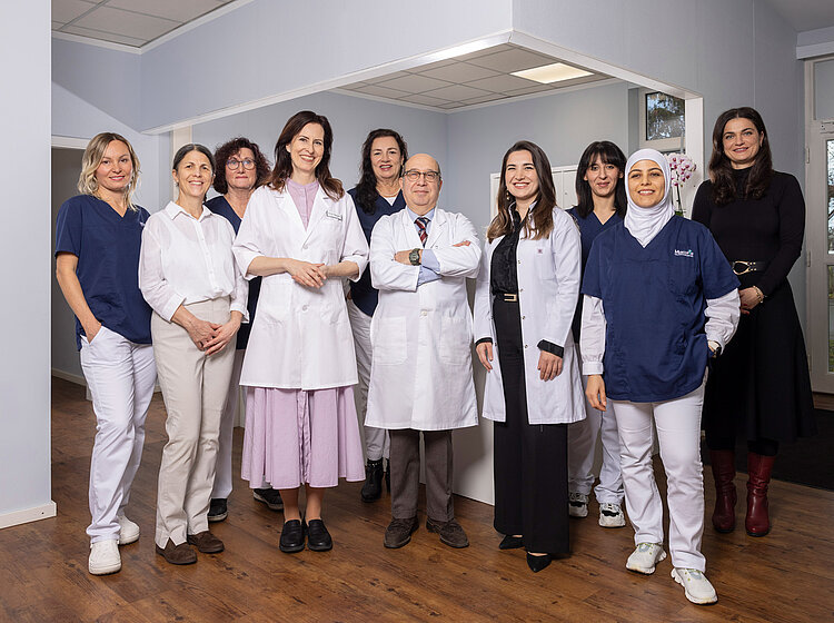 Teamfoto vom Praxisteam Macuria in Meckenbeuren am Bodensee